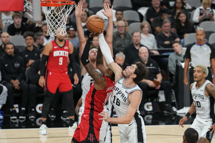 San Antonio Spurs guard Cedi Osman defending Houston Rockets forward Jabari Smith Jr.